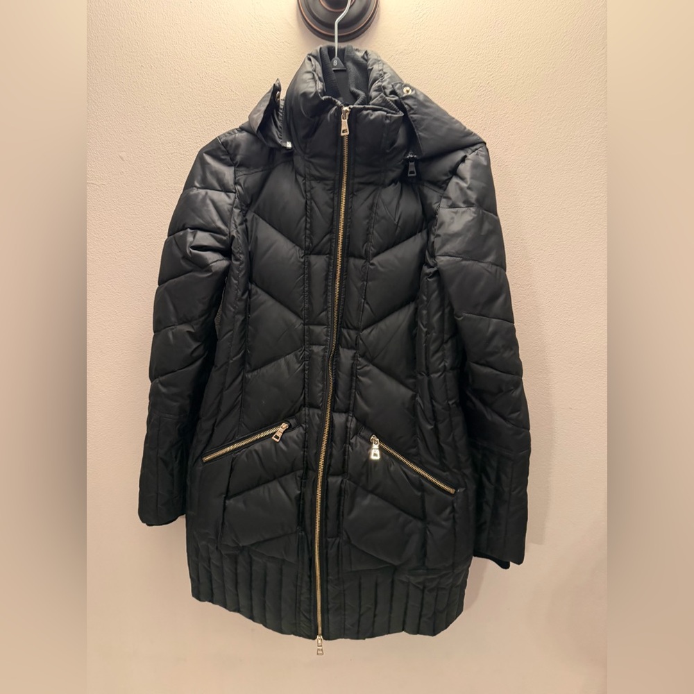 Black Quilted Puffer Coat with Gold Zippers Sam‎ Edelman puffer jacket small